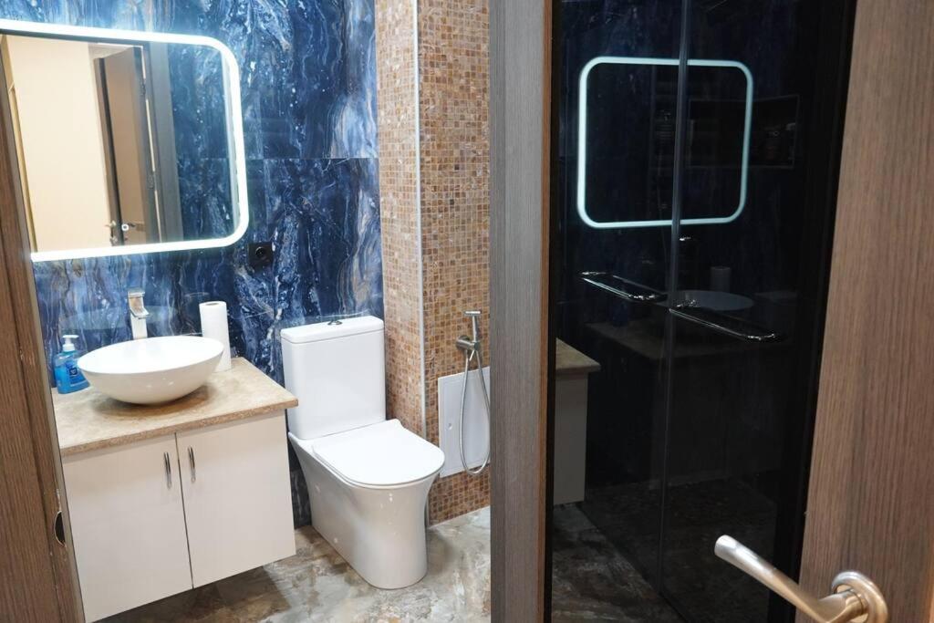 Lovely, Newly Remodeled Apartment In Yerevan! Buitenkant foto